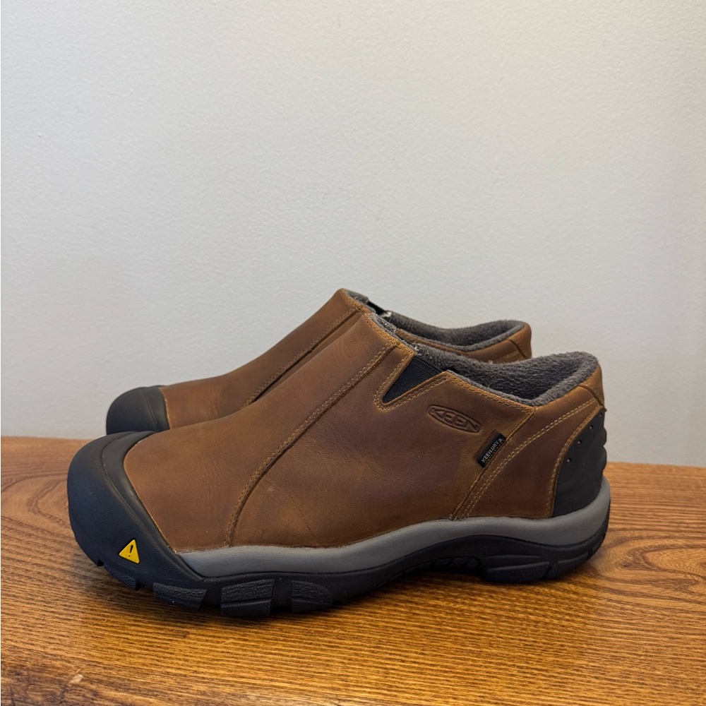 Keen brixen low waterproof. Slip on shoes. Size 11.5